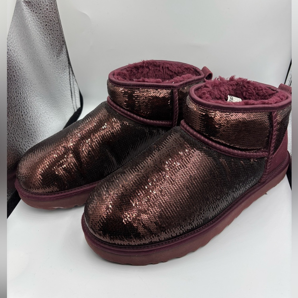 EEUC UGG Sequin Boots! *Rare*